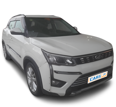 Mahindra XUV300-img